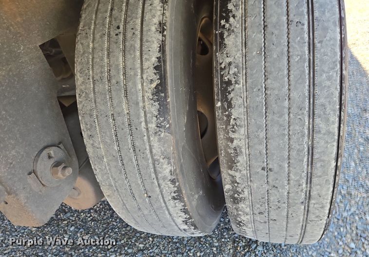 image for item DX1475 2008 Great Dane refrigerated van trailer