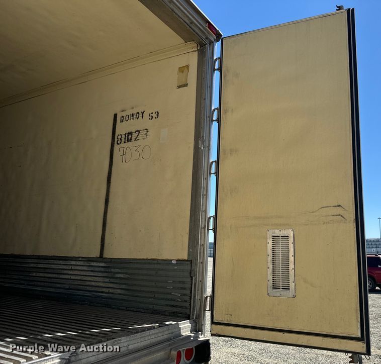 image for item DX1476 2008 Great Dane refrigerated van trailer
