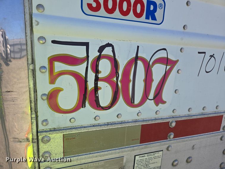 image for item DX1477 2007 Utility Trailer refrigerated van trailer