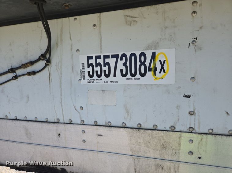 image for item DX1477 2007 Utility Trailer refrigerated van trailer