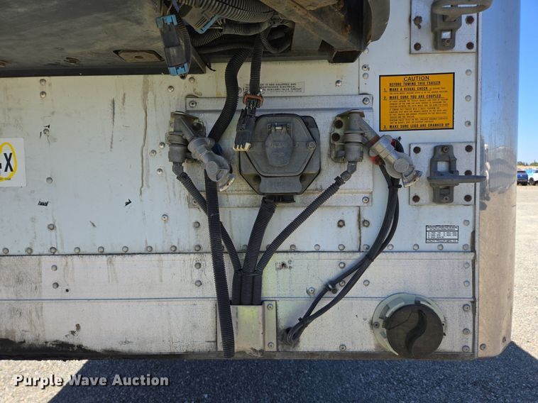 image for item DX1477 2007 Utility Trailer refrigerated van trailer