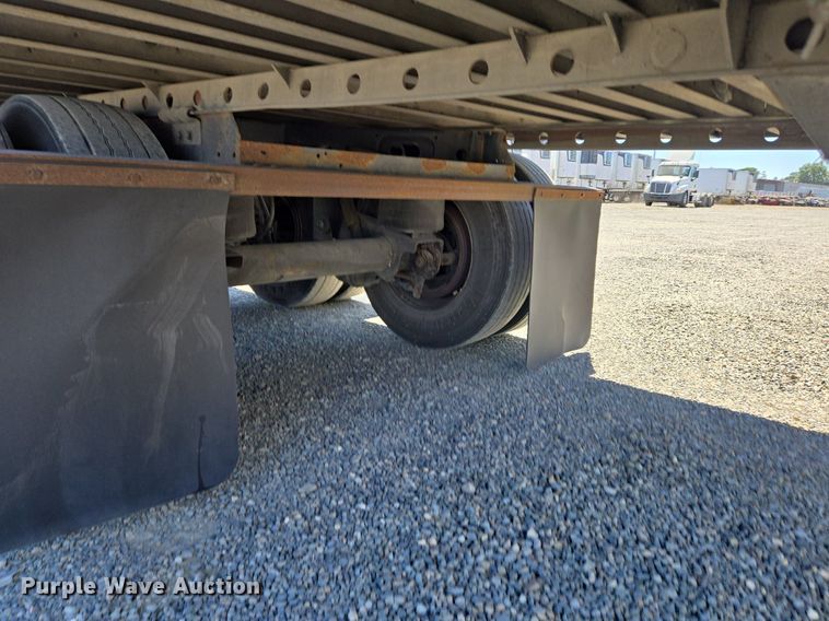 image for item DX1477 2007 Utility Trailer refrigerated van trailer