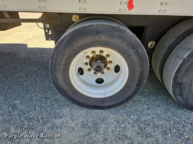 image for item DX1477 2007 Utility Trailer refrigerated van trailer