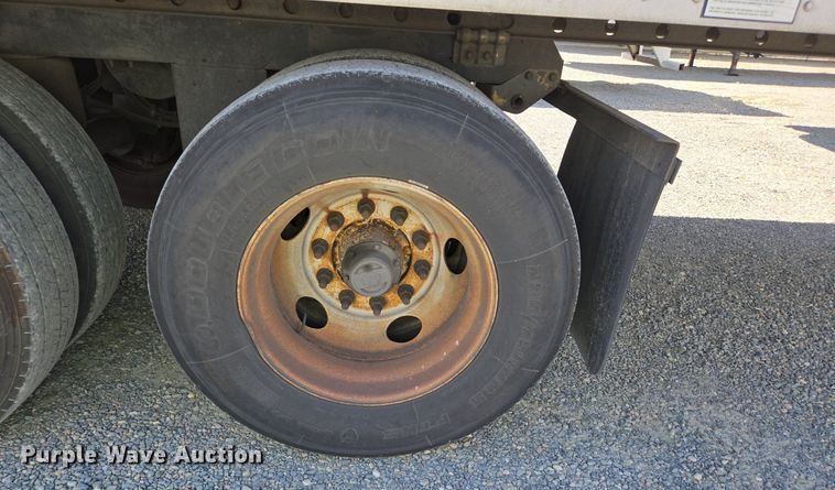 image for item DX1478 2008 Great Dane refrigerated van trailer