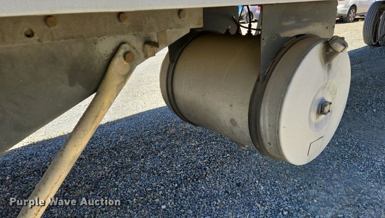 image for item DX1479 2008 Great Dane refrigerated van trailer