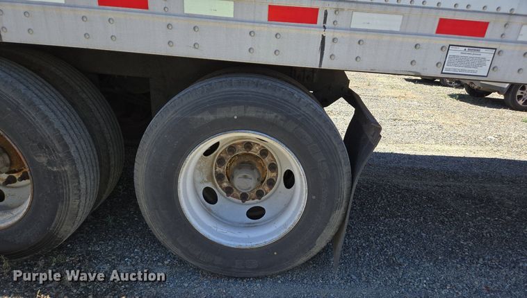 image for item DX1479 2008 Great Dane refrigerated van trailer