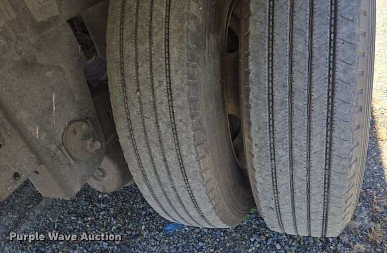 image for item DX1479 2008 Great Dane refrigerated van trailer