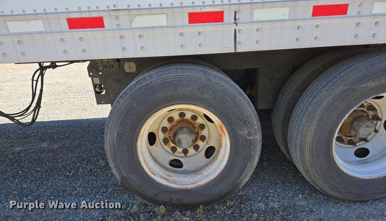 image for item DX1479 2008 Great Dane refrigerated van trailer