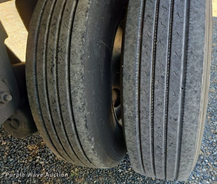 image for item DX1480 2008 Great Dane refrigerated van trailer