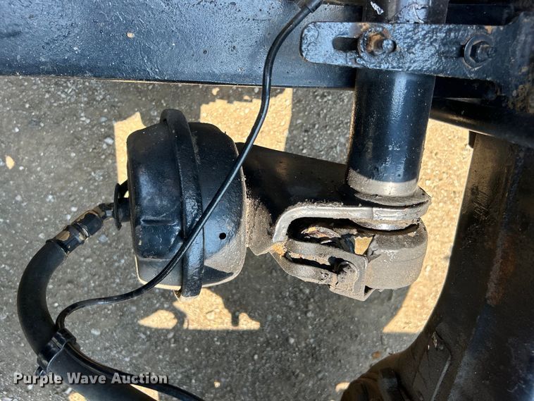 image for item EG0823 2016 Freightliner  Cascadia semi truck