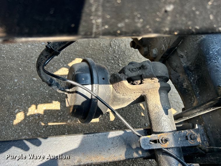 image for item EG0823 2016 Freightliner  Cascadia semi truck