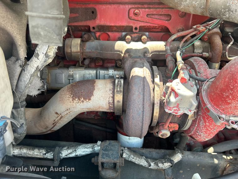 image for item EG0868 2006 International 9400i semi truck