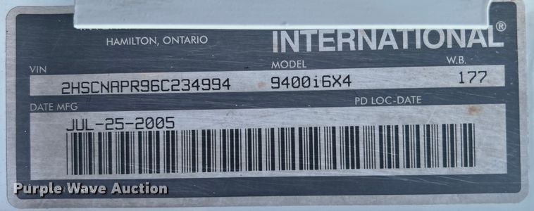 image for item EG0868 2006 International 9400i semi truck