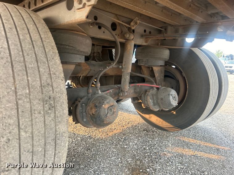 image for item EG0869 2006 Wabash National  dry van trailer