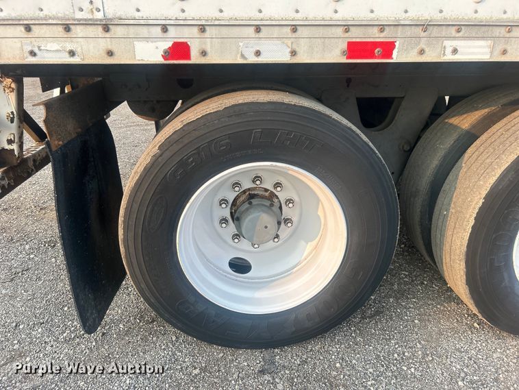 image for item EG0869 2006 Wabash National  dry van trailer