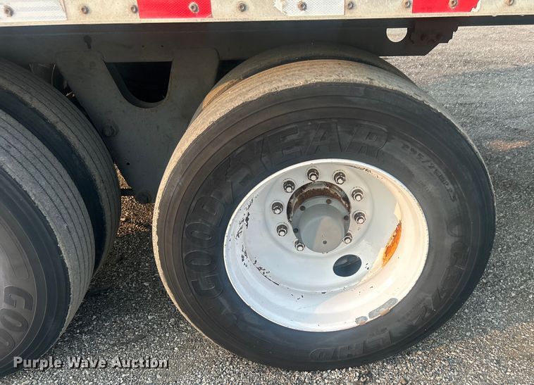 image for item EG0869 2006 Wabash National  dry van trailer