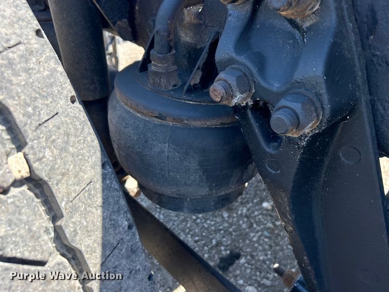 image for item EG1452 2006 Kenworth  T600B semi truck