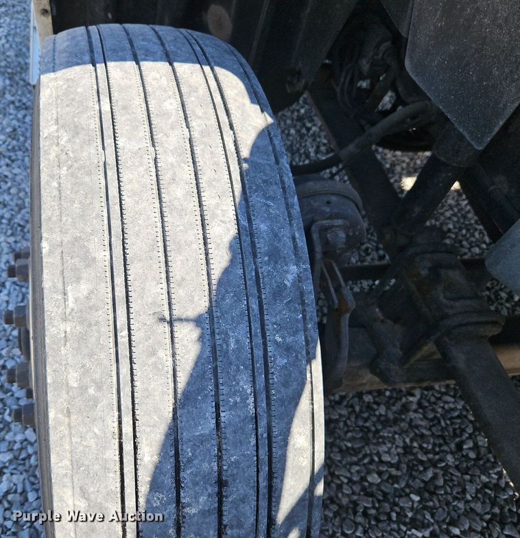 image for item EI3657 2015 International  ProStar Plus 122 semi truck