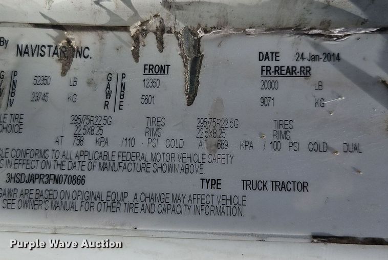 image for item EI3657 2015 International  ProStar Plus 122 semi truck