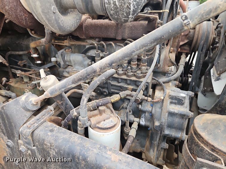 image for item EI3991 1988 Mack water truck