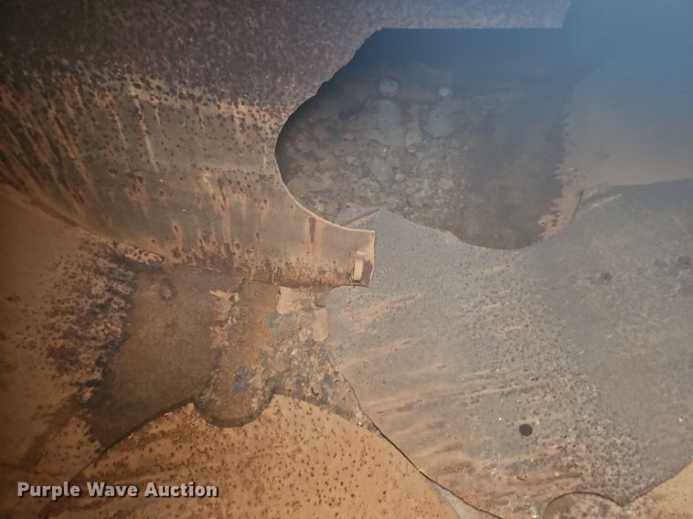 image for item EI3992 1978 Ford  9000 water truck