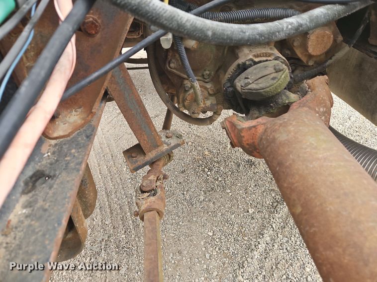 image for item EI3992 1978 Ford  9000 water truck