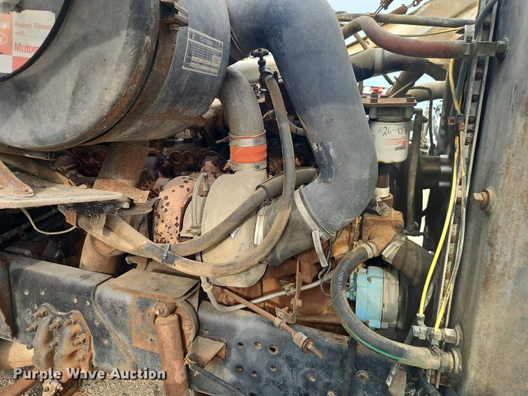 image for item EI3992 1978 Ford  9000 water truck