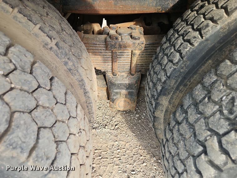 image for item EI3992 1978 Ford  9000 water truck