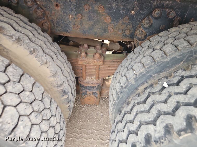 image for item EI3992 1978 Ford  9000 water truck