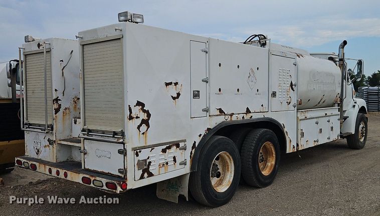 image for item EI3993 2001 Sterling  Acterra  fuel / lube truck