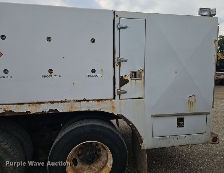 image for item EI3993 2001 Sterling  Acterra  fuel / lube truck