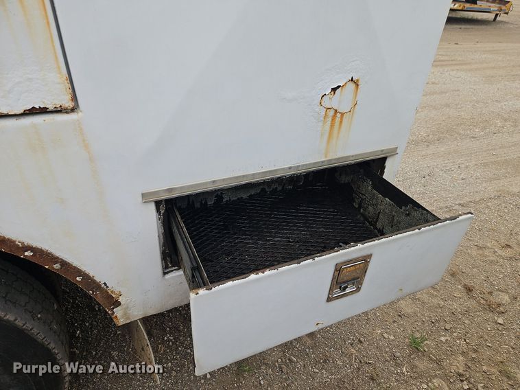 image for item EI3993 2001 Sterling  Acterra  fuel / lube truck