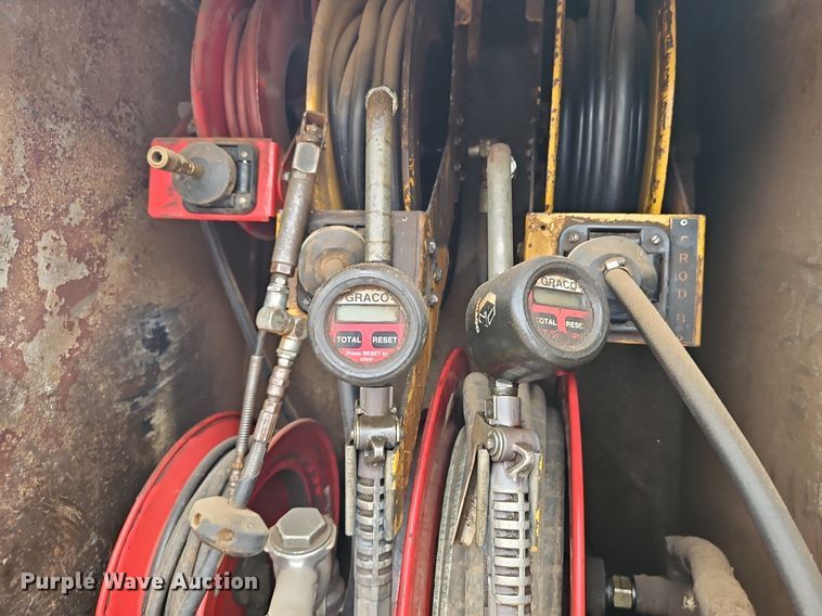 image for item EI3993 2001 Sterling  Acterra  fuel / lube truck