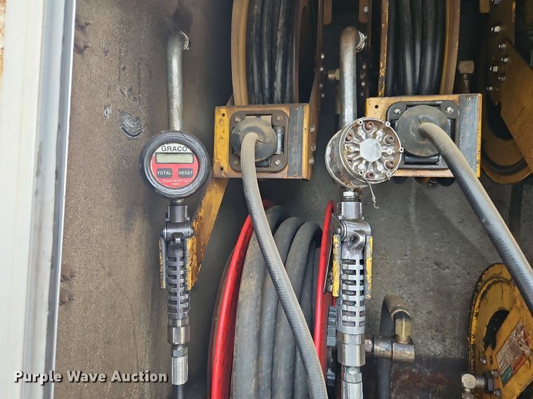 image for item EI3993 2001 Sterling  Acterra  fuel / lube truck