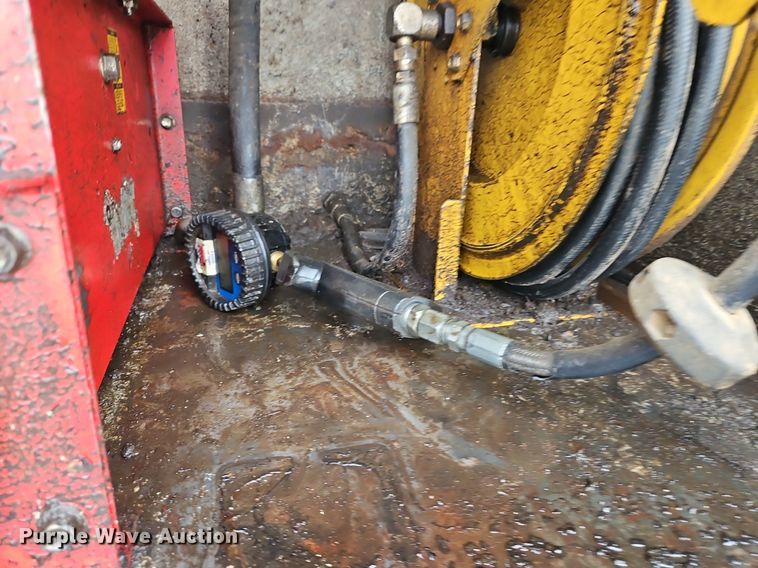 image for item EI3993 2001 Sterling  Acterra  fuel / lube truck