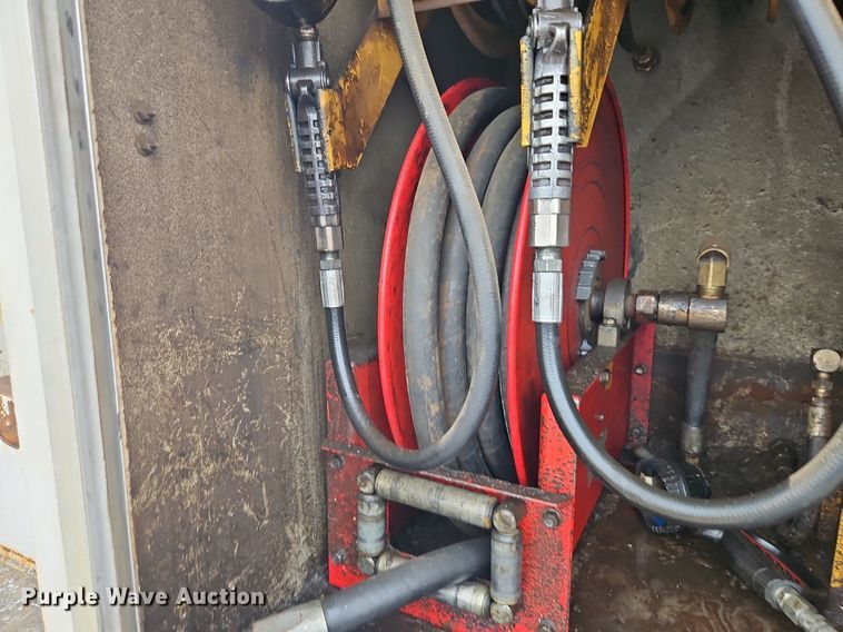 image for item EI3993 2001 Sterling  Acterra  fuel / lube truck