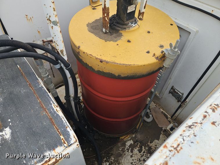 image for item EI3993 2001 Sterling  Acterra  fuel / lube truck