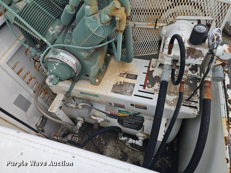 image for item EI3993 2001 Sterling  Acterra  fuel / lube truck