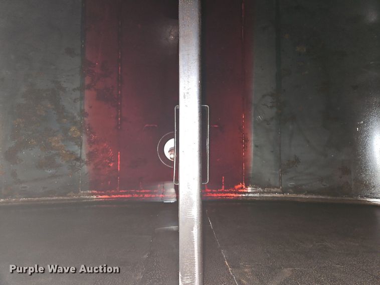 image for item EI3993 2001 Sterling  Acterra  fuel / lube truck