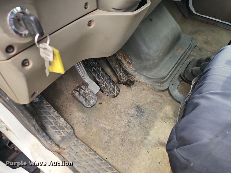 image for item EI3993 2001 Sterling  Acterra  fuel / lube truck