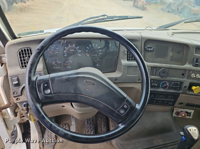 image for item EI3993 2001 Sterling  Acterra  fuel / lube truck