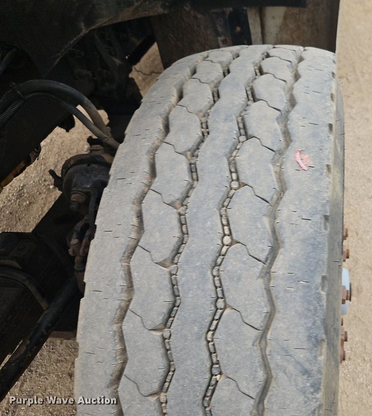 image for item EI3993 2001 Sterling  Acterra  fuel / lube truck