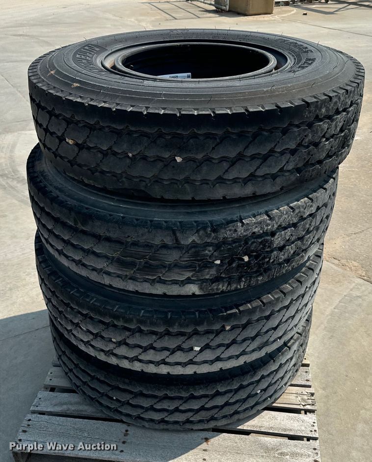 image for item EI4026 (4) Michelin 11R22.5 tires and wheels