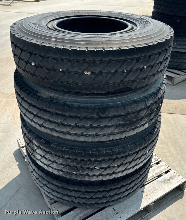 image for item EI4026 (4) Michelin 11R22.5 tires and wheels
