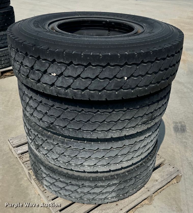 image for item EI4026 (4) Michelin 11R22.5 tires and wheels