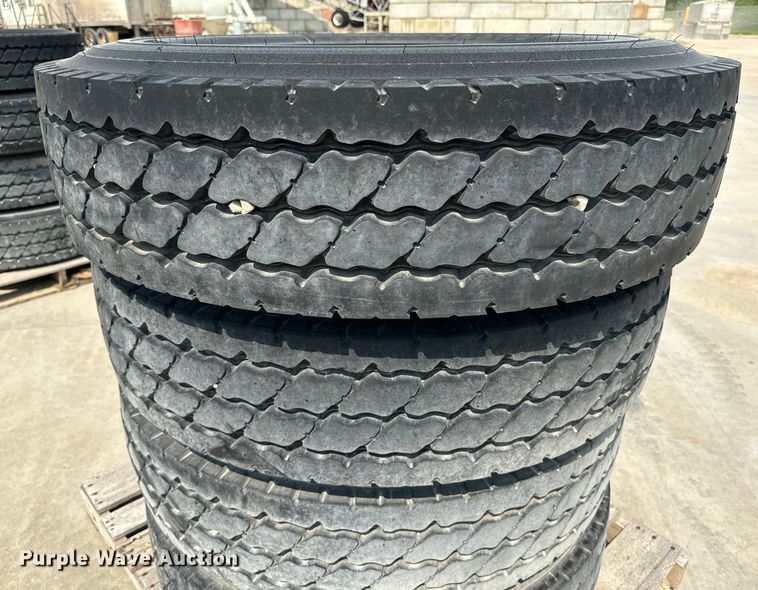 image for item EI4026 (4) Michelin 11R22.5 tires and wheels