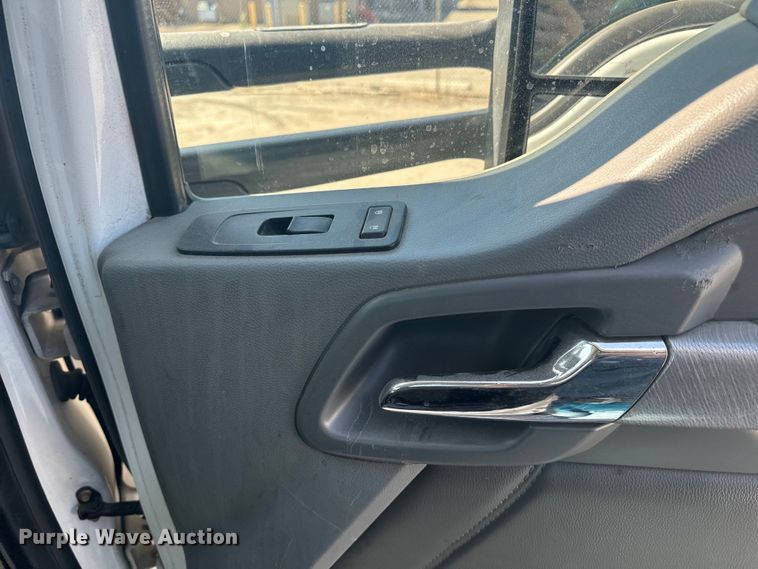 image for item EI4027 2014 Kenworth T680 semi truck