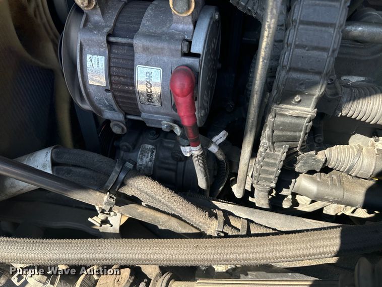 image for item EI4027 2014 Kenworth T680 semi truck