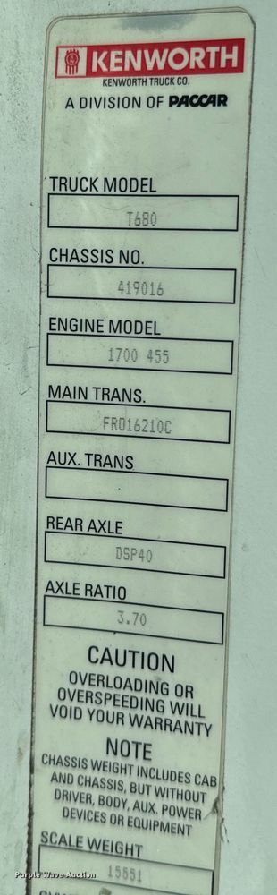 image for item EI4027 2014 Kenworth T680 semi truck