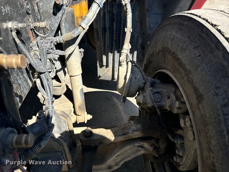 image for item EI4028 2014 Kenworth T660 semi truck